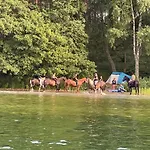 Dom wakacyjny Schadzka W Dwunastce Z Widokiem Na Jezioro *