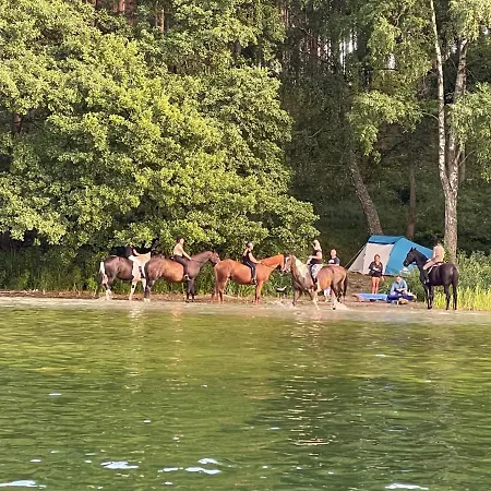 Дом отдыха Schadzka W Dwunastce Z Widokiem Na Jezioro *