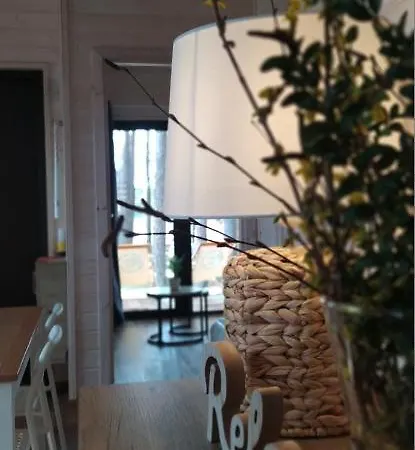 Schadzka W Dwunastce Z Widokiem Na Jezioro Holiday home *