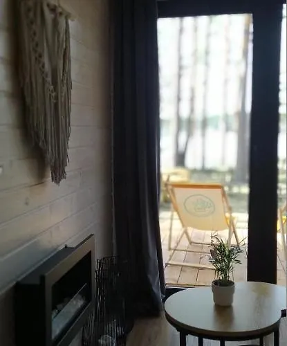 Tatil Evi Schadzka W Dwunastce Z Widokiem Na Jezioro