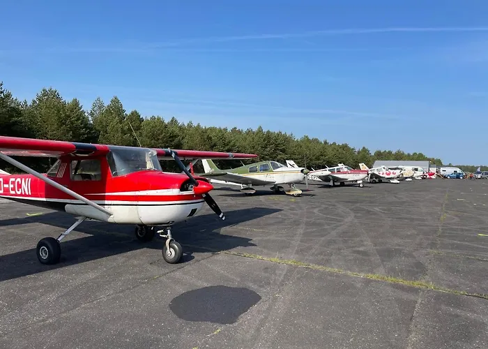 Schadzka W Dwunastce Z Widokiem Na Jezioro Tatil Evi Borsk