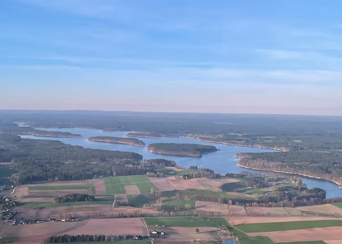 Schadzka W Dwunastce Z Widokiem Na Jezioro * Борск